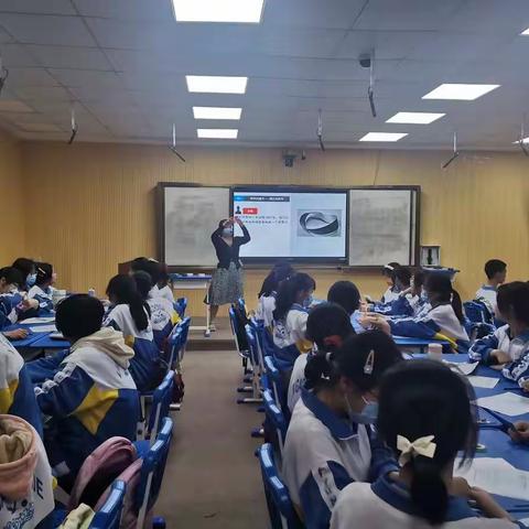 骨干示范，润物无声--记2022年临高中学骨干教师示范课邓珊媚老师《突破循环的开端》