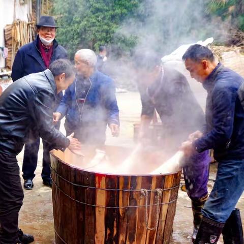 解 封 进 山 释 乡 愁