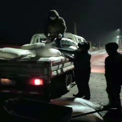 爱的奉献小故事