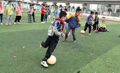 微笑面对挫折               ————毕业班团辅