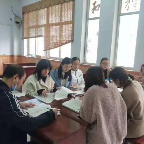 以备促教，集体备课———记八年级英语组集体备课