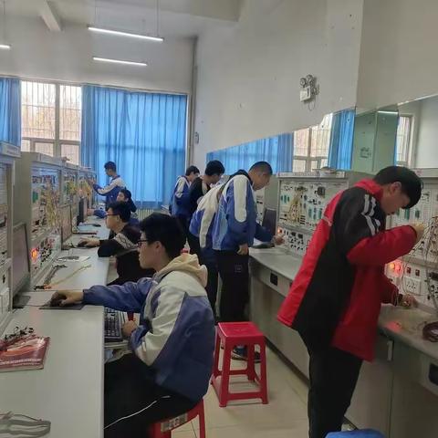 乌海市职业学校成功举办教学成果展示活动