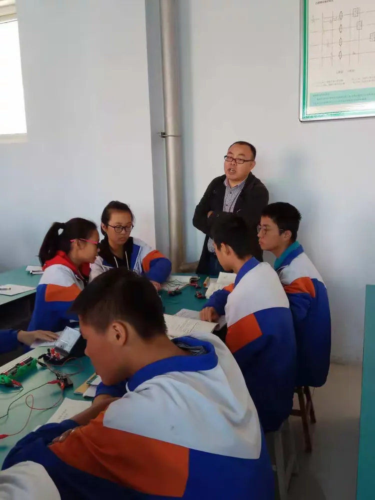 物理教学我们一直在路上——莒县六中物理教研课