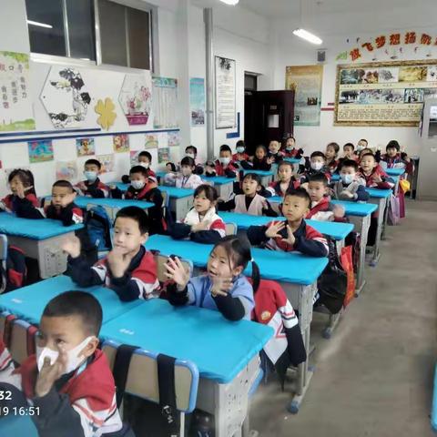 疫情防控不松懈，校园文化不打烊——庆华小学一年级周末校园文化活动