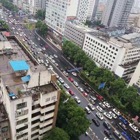 星沙城下，激情飞洒