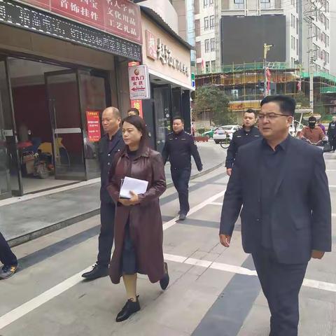 周至县爱卫办组织开展控烟专项执法行动