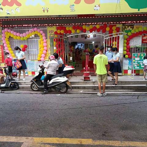 风雨过后见彩虹！我们开学啦！