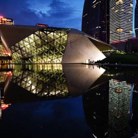 梅子花开的美篇-珠江新城夜景