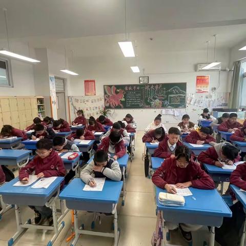 热爱生活，阳光下成长——六一荷花班一周生活纪实