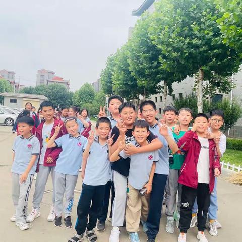 六一荷花班一周生活纪实