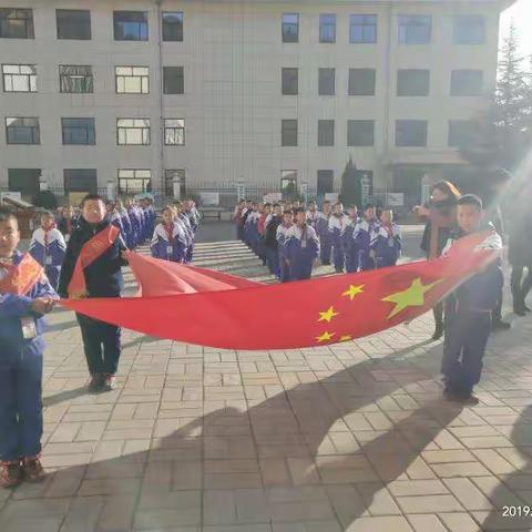 庆华小学“莲因洁而尊，人因廉而正”主题活动