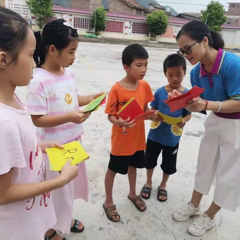 牢记使命研教学    巡教交流促成长——东龙学区党建一站式服务“支教巡教”