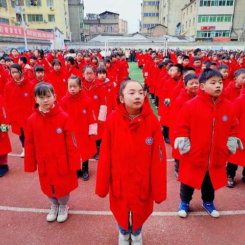 奋斗新学期，一起向未来——景德镇市第七小学2022年春季开学典礼