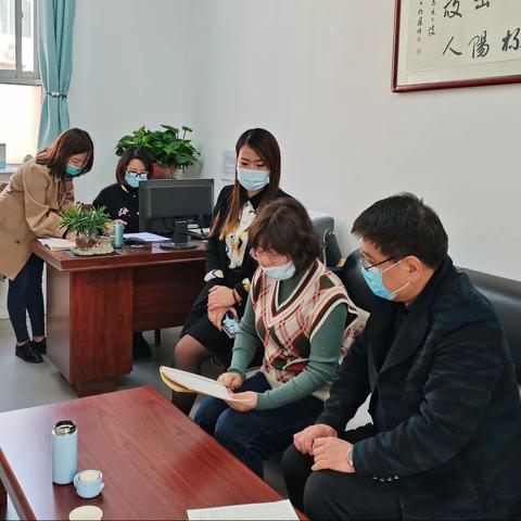 教研促教学 重托催奋进 ——区教研室深入文汇初级中学进行九年级复课工作调研指导