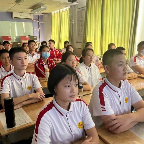 追寻父辈之光——济南第二十七中学2021级部“影”领人生道德与法治学科活动
