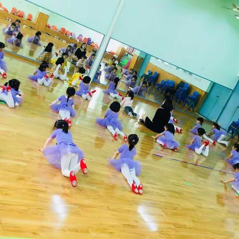 舞蹈班第五、六节课