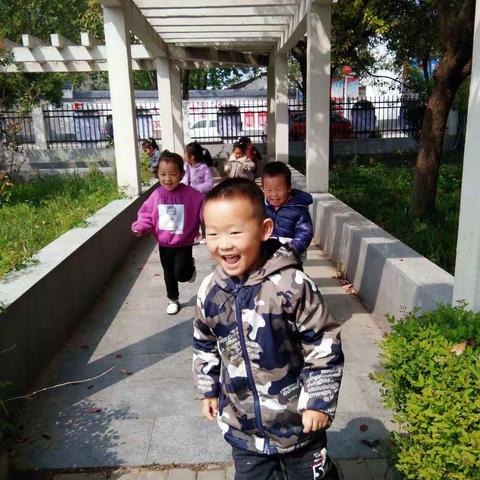 小太阳幼儿园自强班春游