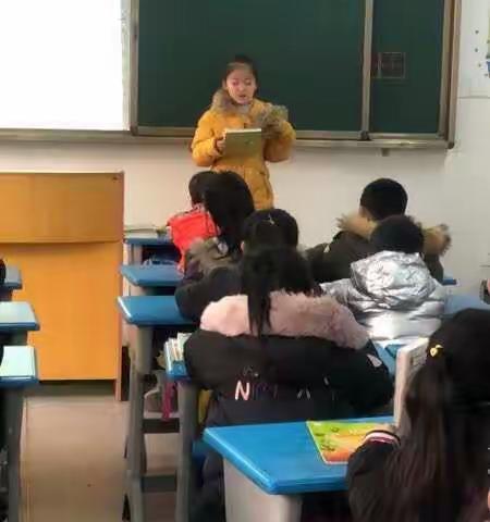 书香浸润心灵——十里店小学二七班读书分享会成功举办