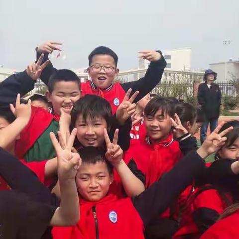 我可爱的学生们，希望你们成为你们想要成为的那个人！——五8班班级工作总结