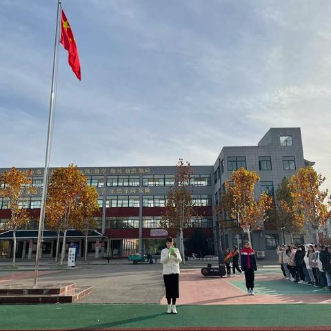 凤阳县东华路小学期中考试表彰大会