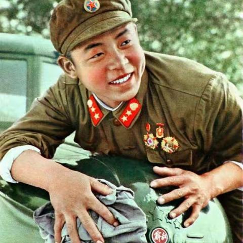 大力弘扬雷锋精神，争做新时代小先锋——西大附小四五中队学雷锋月系列活动