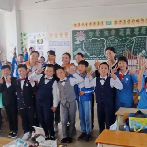 一班一亮点 初心育幼苗