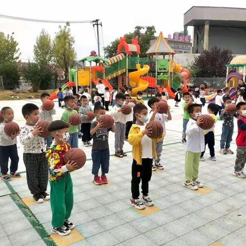 天哪，你们都大三班啦～～睢城街道中心幼儿园大三班九月总结