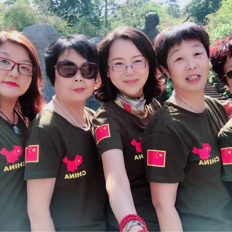 🔥女兵小分队庆祝中国人民解放军建军91周年🌹🌹🌹🌹🌹🌹