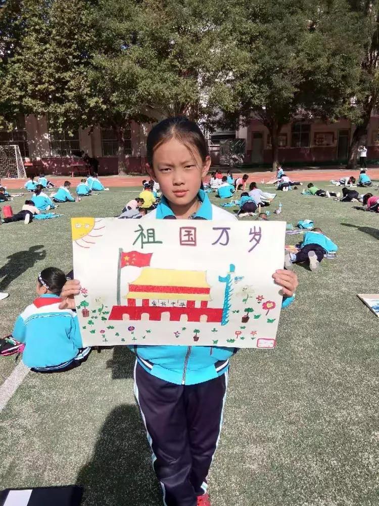 长庆小学迎"国庆"绘画大赛