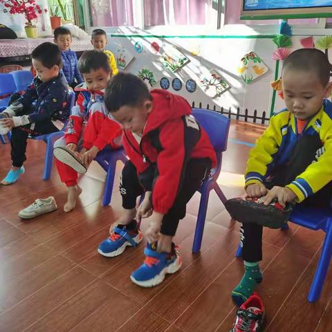 【中二班张老师】中班组“我能行”自理能力比赛