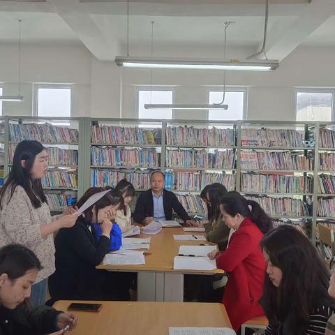 周兴小学举行“春风十里.芳华如你”工会活动