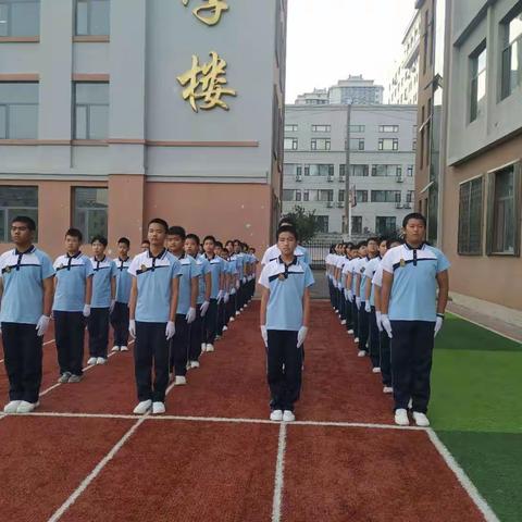 七年四班军训会操表演