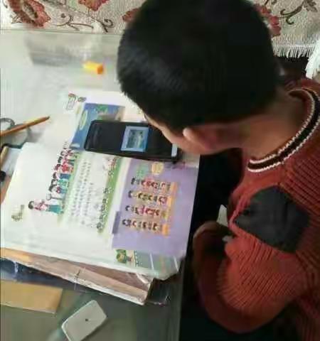 抗击疫情，我们一起加油！