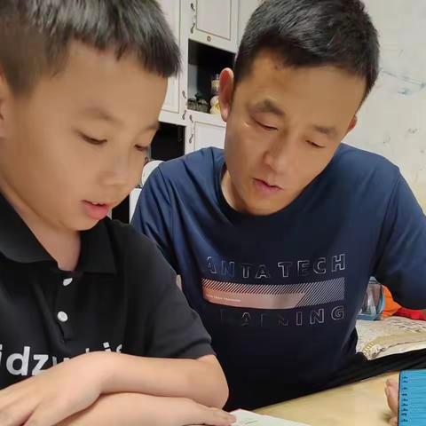 “家校携手共育，点亮孩子明天” 南和区十方院小学书香家庭亲子共读故事第六十一期