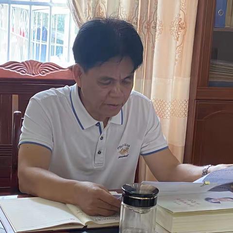 海口琼山饮食服务公司党支部召开2023年第八次学习（扩大）会暨学习《习近平谈治国理政》（第四卷）专题读书班方案