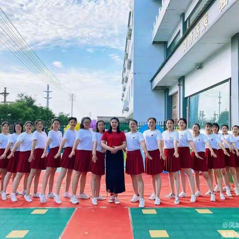凤城启点幼儿园贝二班期末汇报会