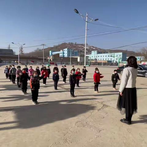 感恩三月情——陈家集村幼儿园“三八”妇女节活动纪实