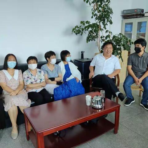 汝阳县委党研室认真学习贯彻中国共产党汝阳县第十四次代表大会精神