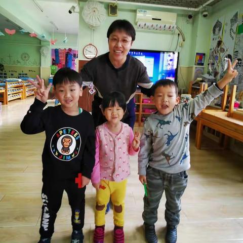 中一班家长进课堂之草莓老师么么哒