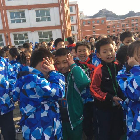 实验小学三年级五班跳绳比赛