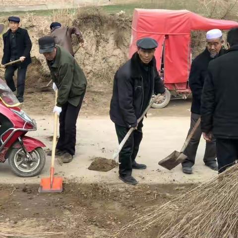 大阳镇中心幼儿园春季开学家长会暨“学雷锋”行动纪实