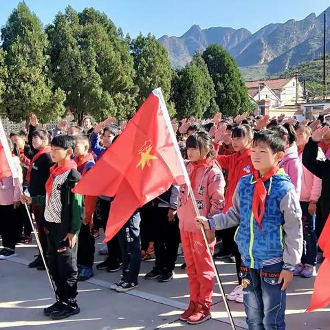 红领巾❤向党，争做新时代好队员