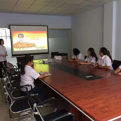 张家口市社安防火中心为幸福街第二社区工作人员开展消防安全知识培训