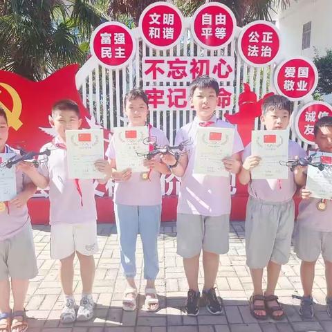 【特色课程】驻马店市第二十五小学创客社团无人机班招生啦~