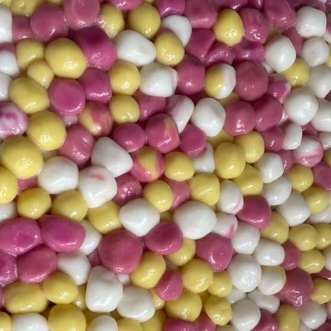 那霍镇覃坑小学开展2024年“五育齐行，共度元宵”劳动实践活动