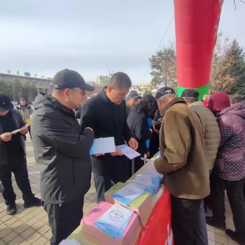 全区开展“社保服务进万家”宣传活动