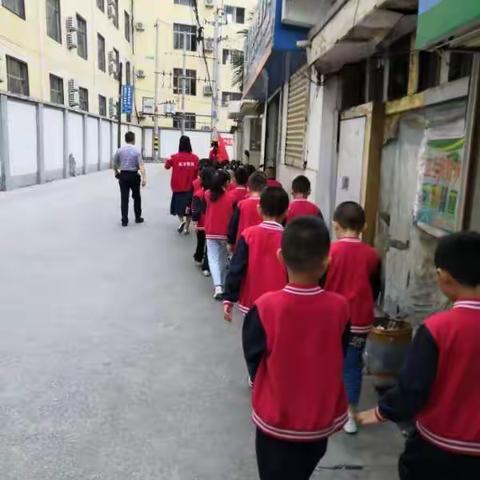 学前教育宣传月活动－－走进小学  快乐成长