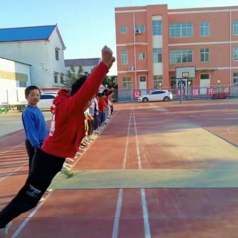 “双减”在路上——梁寨小学丰富多彩的体育课堂