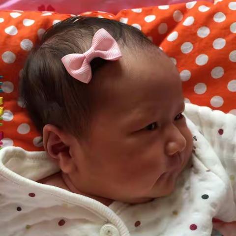 潼潼宝贝的幸福每一天（第一个月）