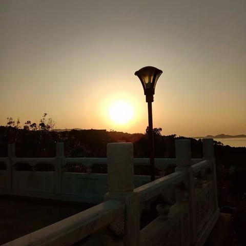 七岁之前，孩子全然感知着世界